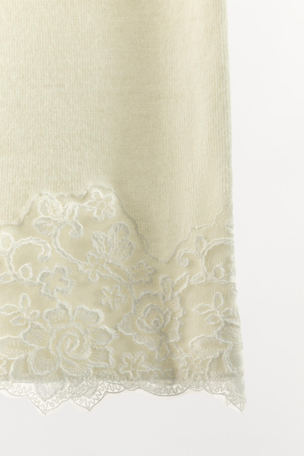 FALDA MIDI PUNTO ENCAJE BORDADOS / Crudo - Zara фото 10