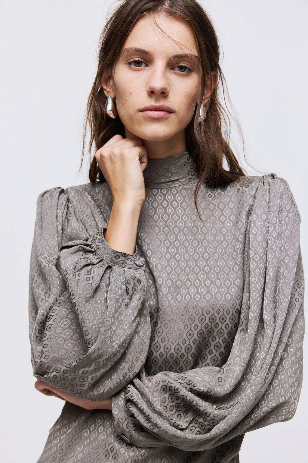 Vestido de sat?n con lazada - H&m фото 5