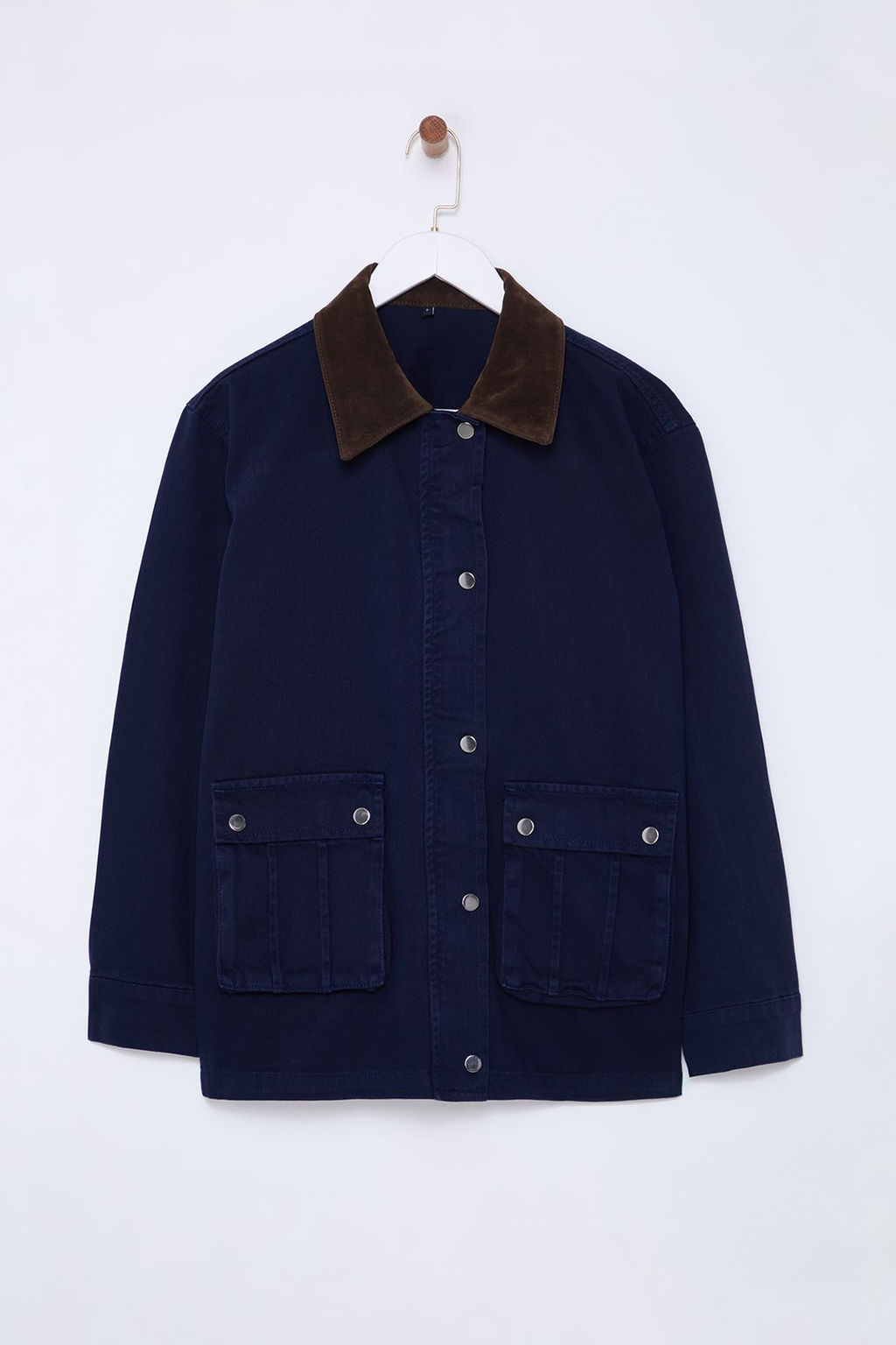 Koyu Mavi Kontrast Suet Yakal? Oversize Denim Gomlek Ceket TWOSS25CE00005 - Trendyolmilla фото 6