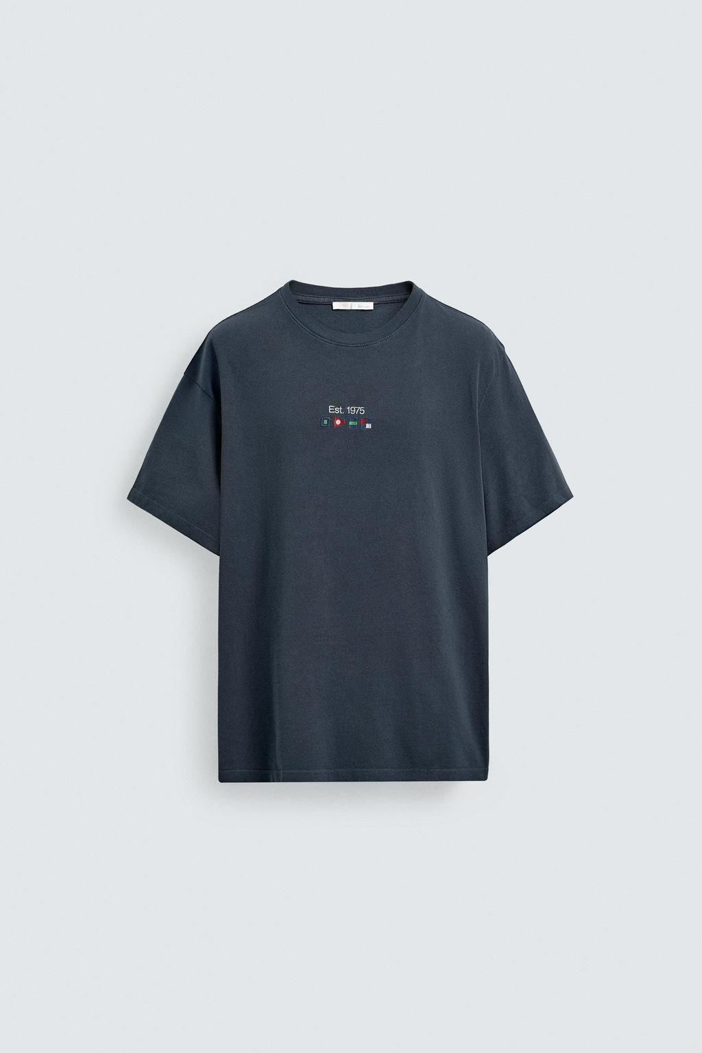 CAMISETA BOLSILLO BORDADOS N?UTICOS / Azul lavado