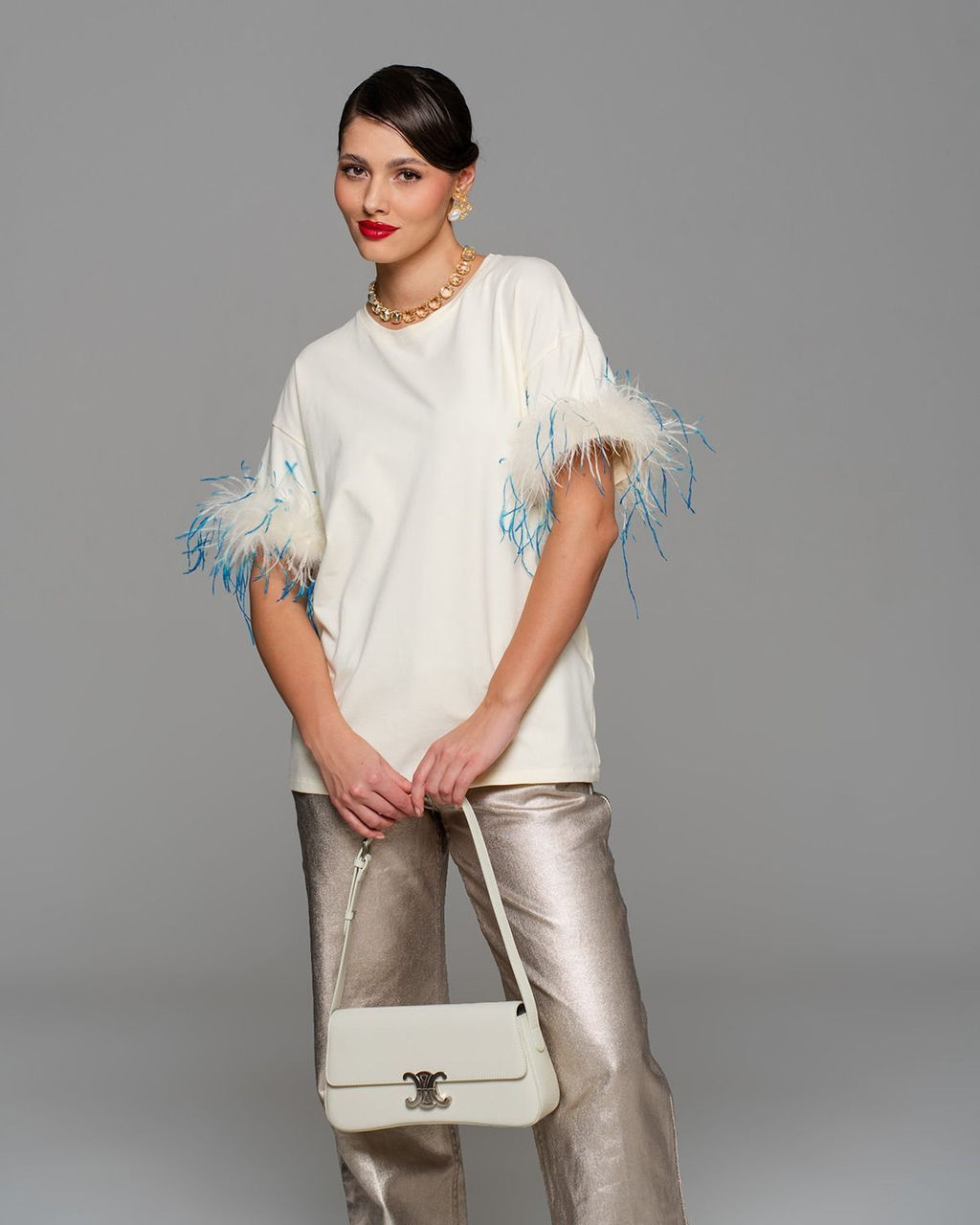 Футболка с перьями страуса FSP006