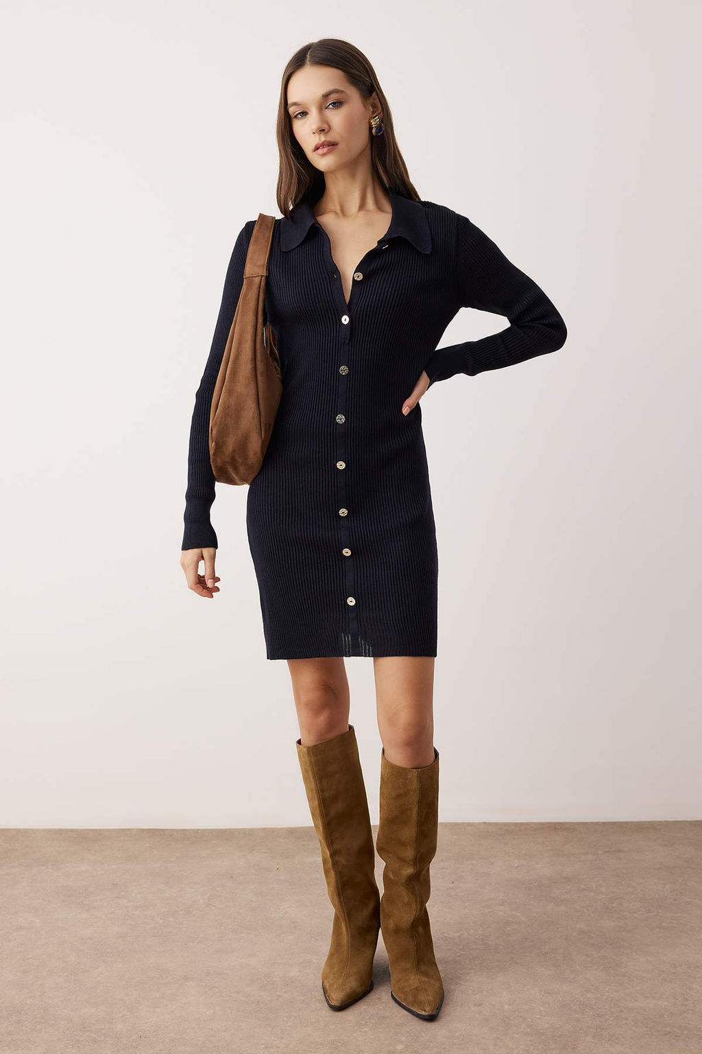 Lacivert Duz K?sa / Mini Polo Yaka Fitted/Vucudu Saran A-line Triko Elbise TWOAW26EL00154