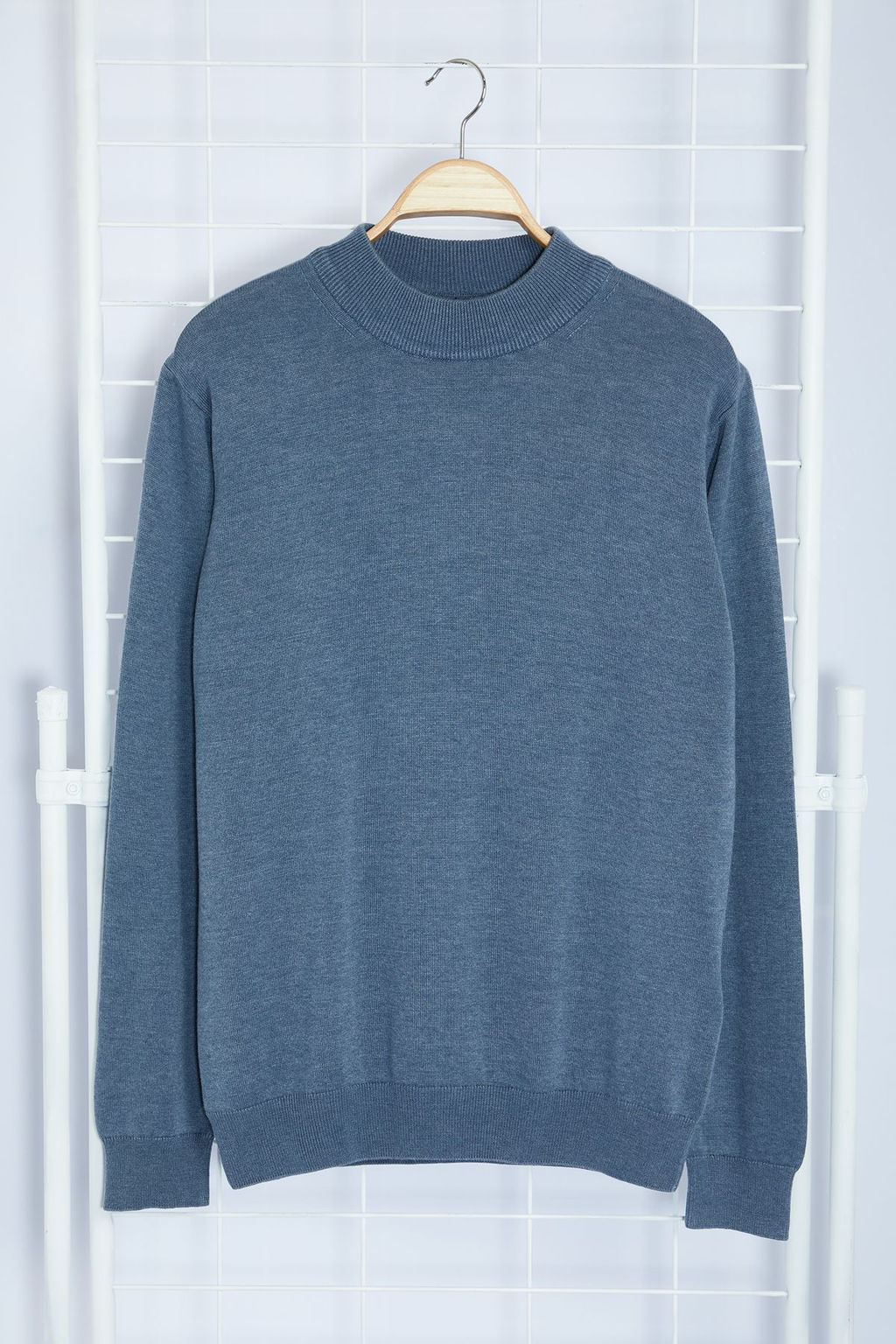 Mavi Slim Pamuklu Yar?m Bal?kc? Yaka Duz Triko Kazak TMNAW25KZ00001