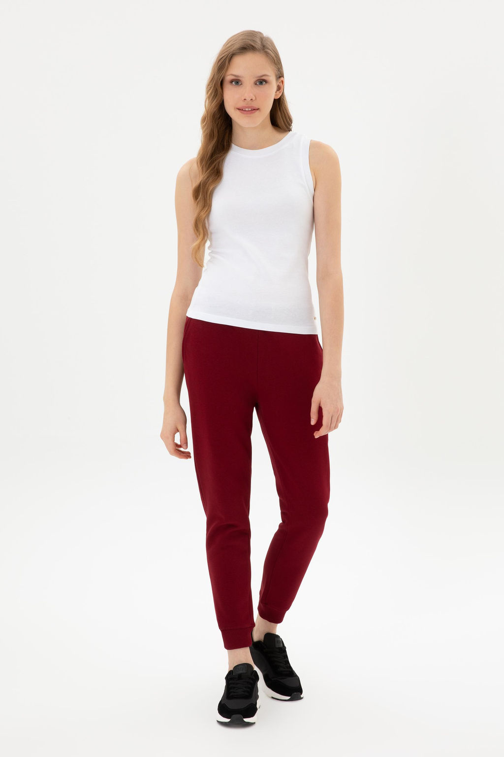 Kad_n Bordo Jogger E_ofman Alt_