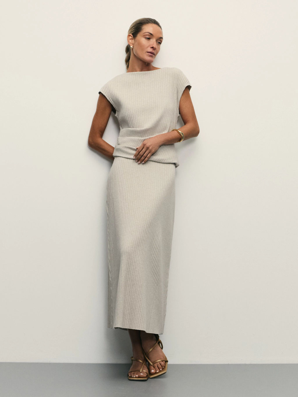 Юбка A-силуэта в рубчик с эластичным поясом / Zarina