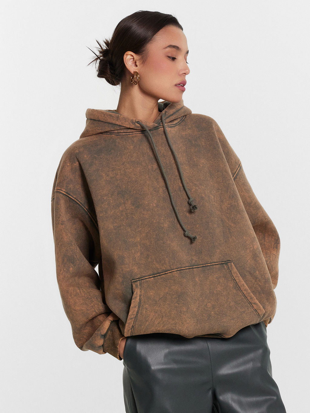 Худи женское хаки с обработкой эйсид хаки 122981