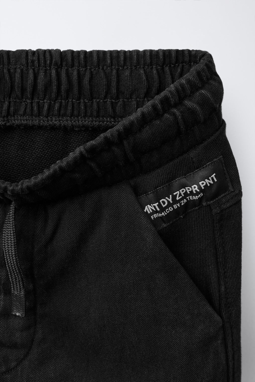 JOGGER TROUSERS WITH ZIPS - Zara фото 3
