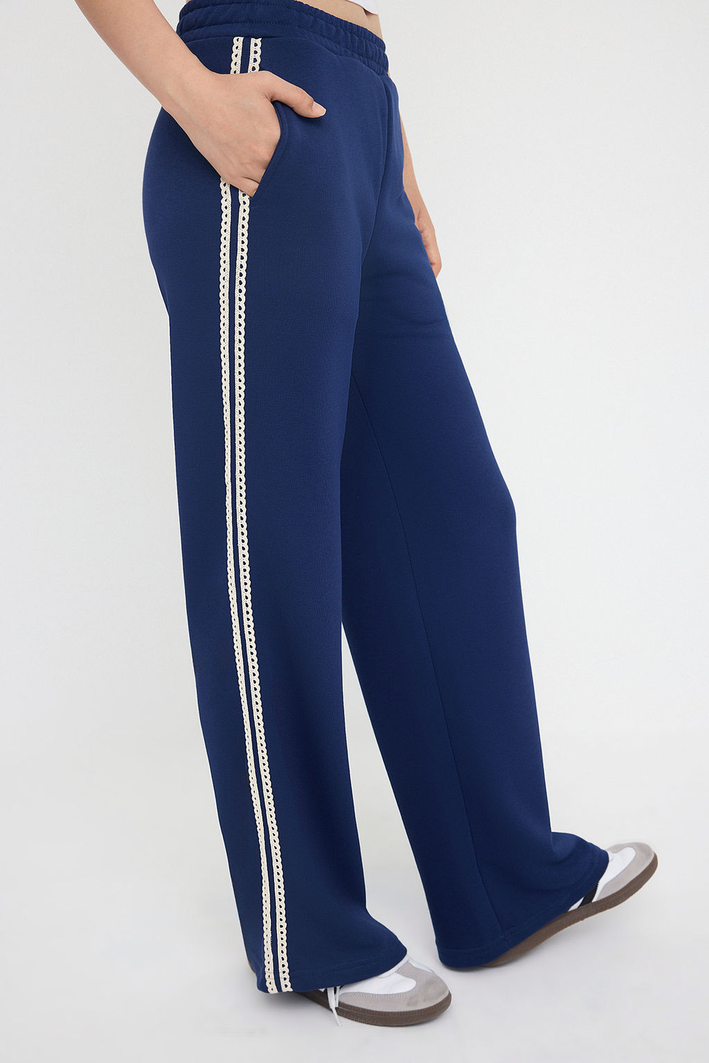 Lacivert Wide Leg/Genis Paca Brode Serit Detayl? Kal?n Orme Esofman Alt? TWOAW26EA00002