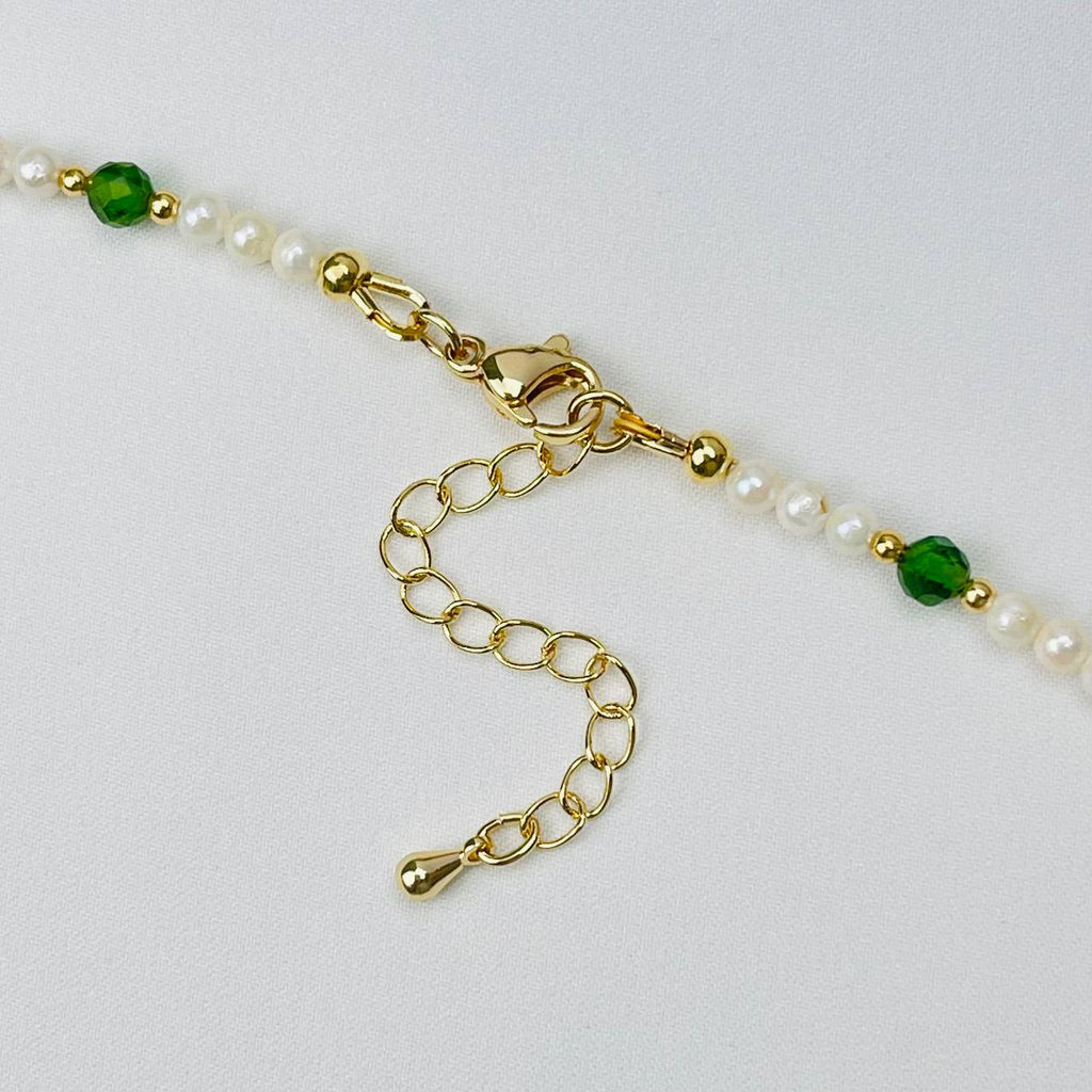 Колье из Жемчуга и Хромдиопсида