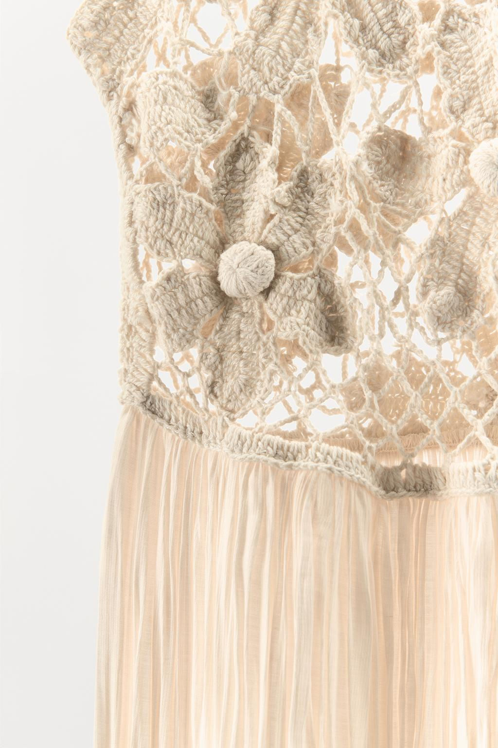 CONTRAST FLORAL EMBROIDERY DRESS - Zara фото 8