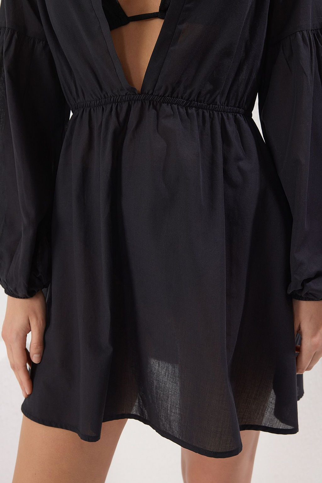 Siyah Dokuma %100 Pamuk Plaj Mini Elbise TBESS25EL00032