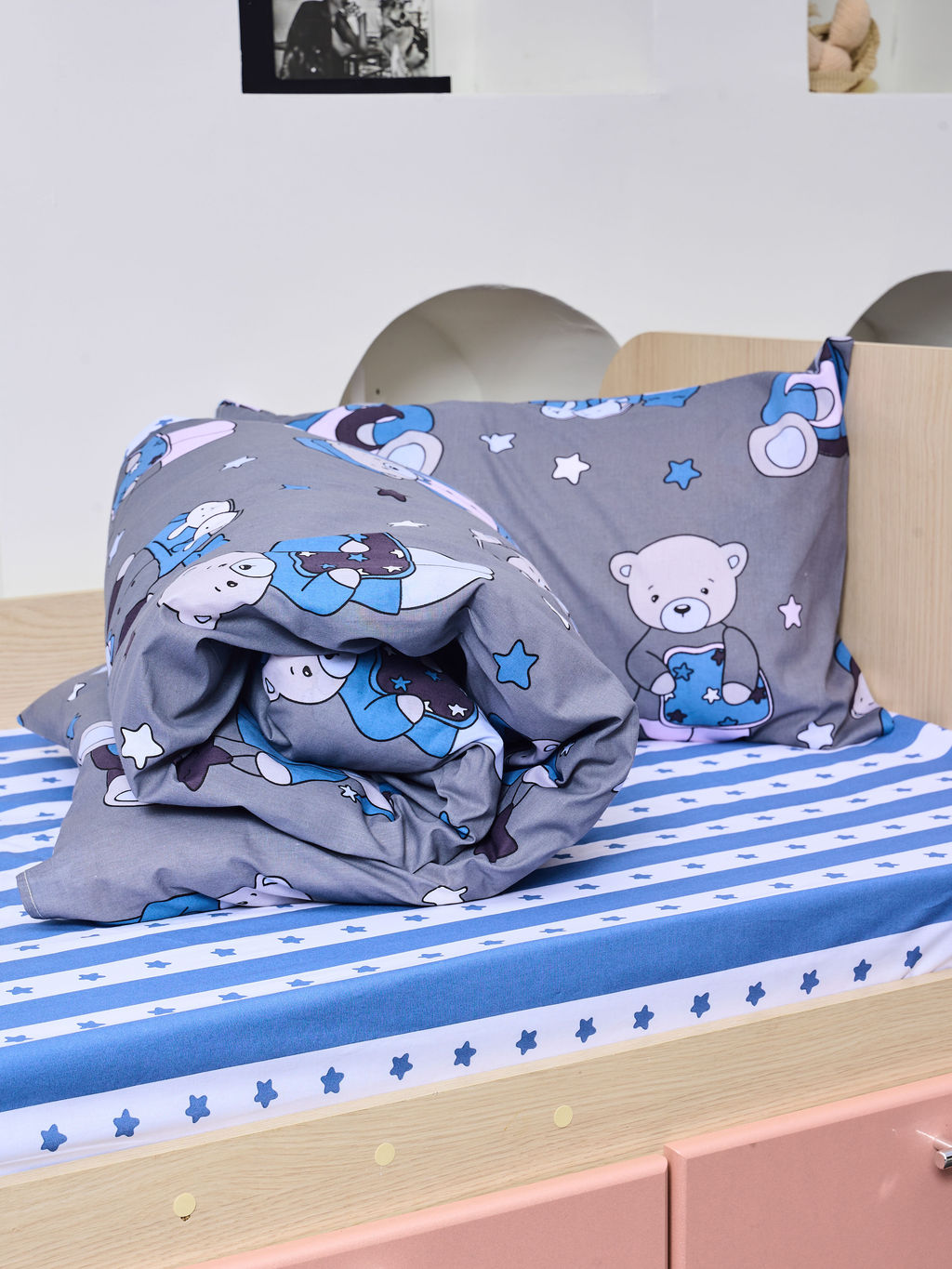 Постельное белье детское поплин с простыней на резинке - Мишки, цвет синий Детский