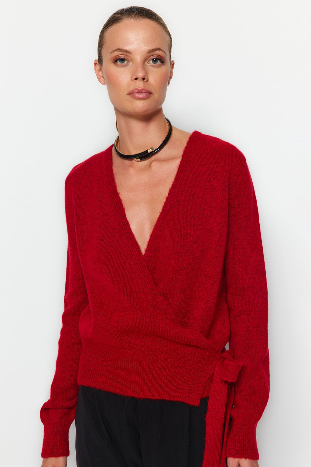 K?rm?z? Yumusak Dokulu Kruvaze Triko Kazak TWOAW24KZ00181 - Trendyolmilla фото 2