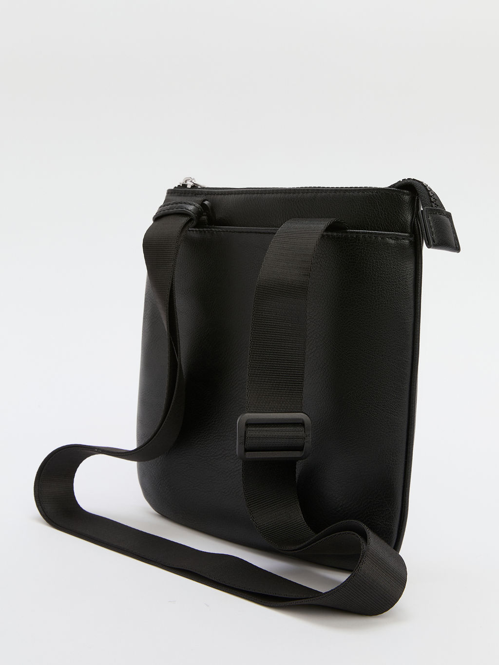 Мужская сумка через плечо ARMANI EXCHANGE Артикул 4081483, черный  фото 4
