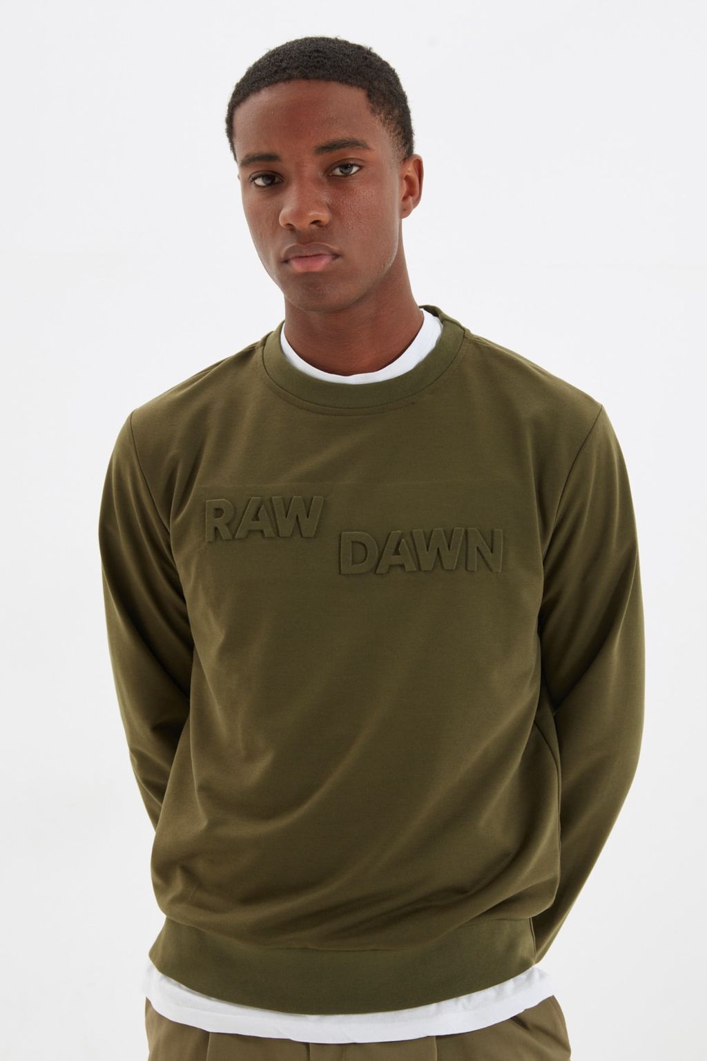 TRENDYOL MAN Haki Regular/Normal Kesim Yaz? Kabartma Bask?l? Sweatshirt TMNAW22SW1295 - Trendyolmilla фото 10