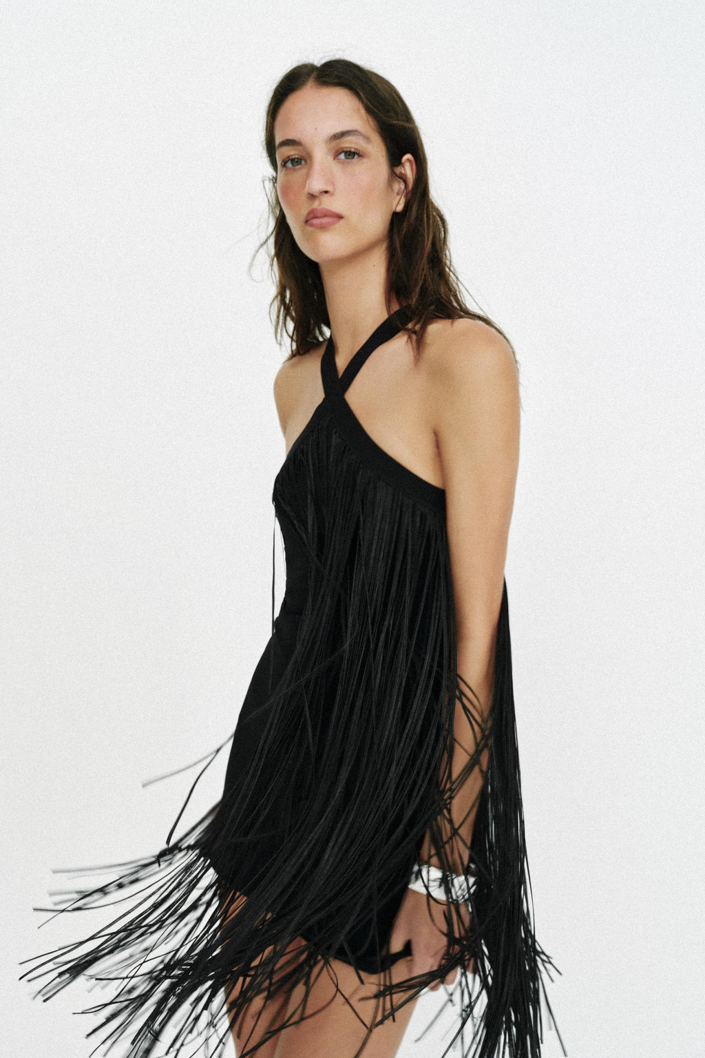 VESTIDO CORTO FLECOS / Negro - Zara фото 4