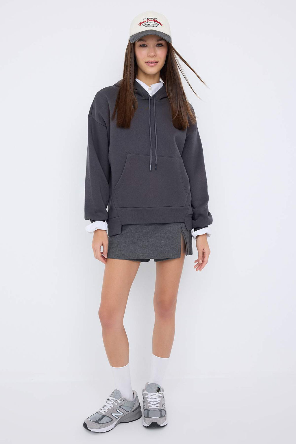 Teen Antrasit Kal?n Ici Polarl? Kapusonlu Cepli Asimetrik Orme Sweatshirt TWOAW26SW00113