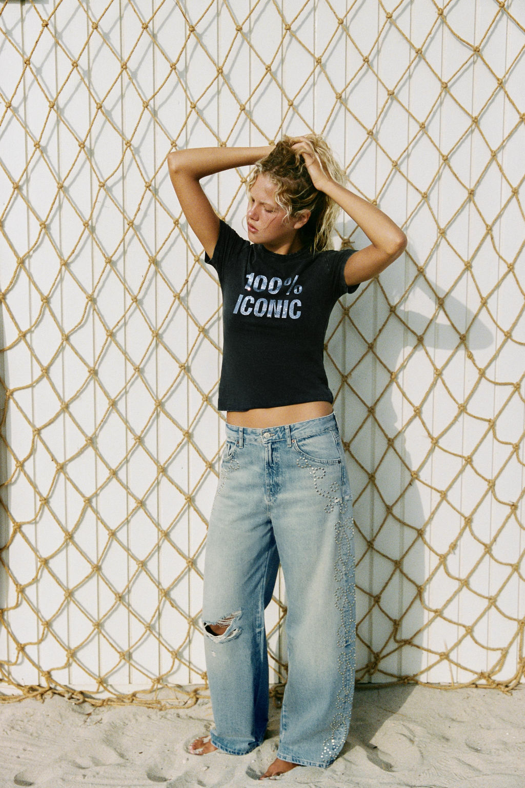 JEANS TRF WIDE LEG ROTOS TACHAS / Azul claro
