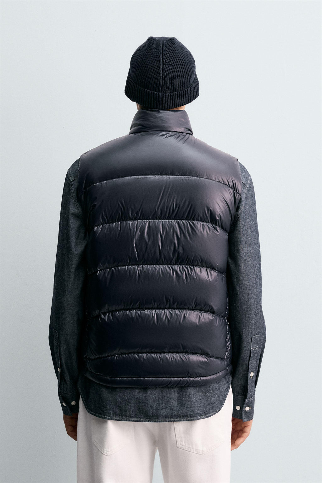 100% FEATHER WATER-REPELLENT DOWN GILET