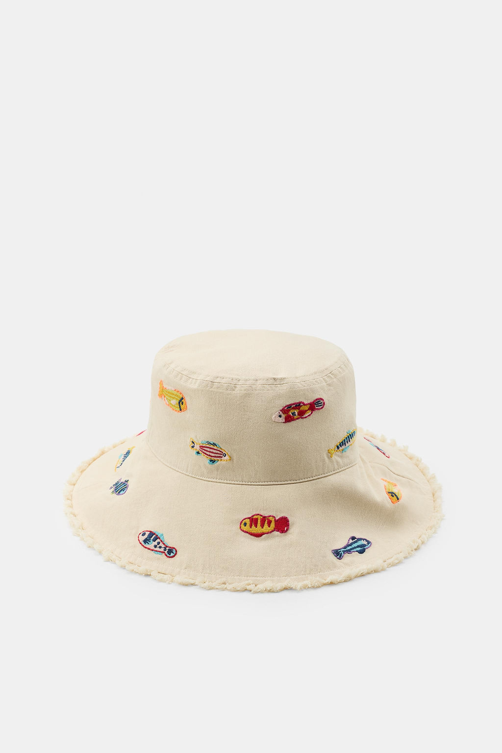 GORRO BUCKET BORDADOS PECES / Crudo