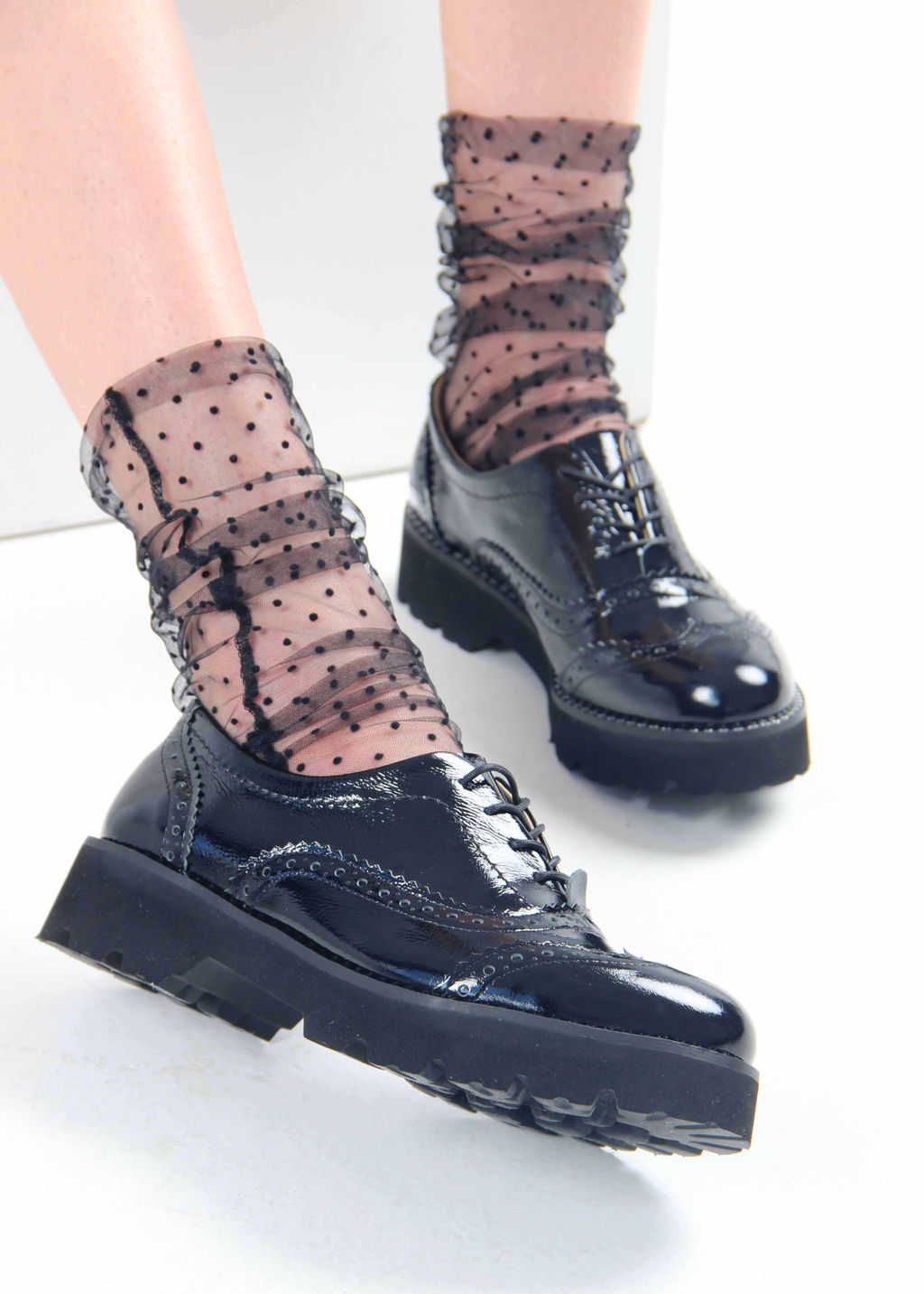 Туфли полуботинки 100.10182bl. Черный наплак