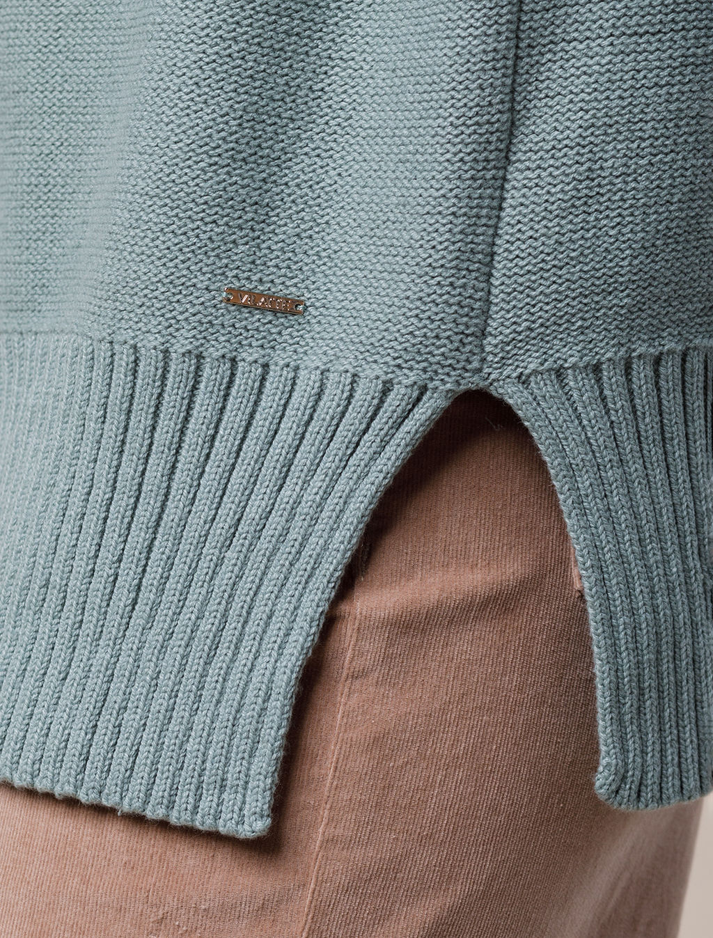 Свитер фактурной вязки с узором косы - Vilatte фото 3