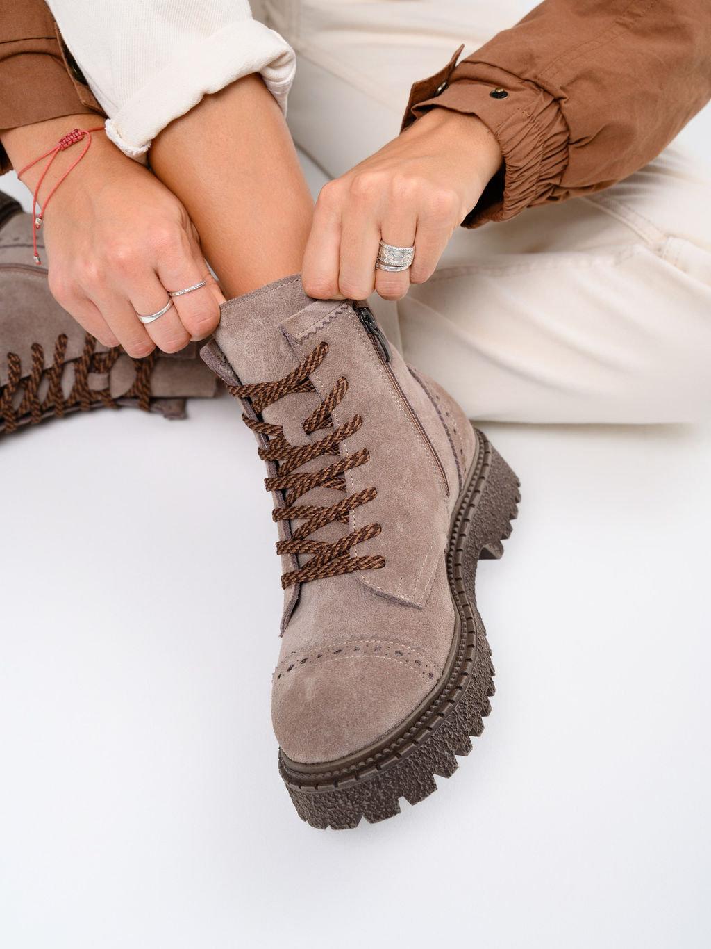 Ботинки 319.22511br.Капучино замша/шерсть