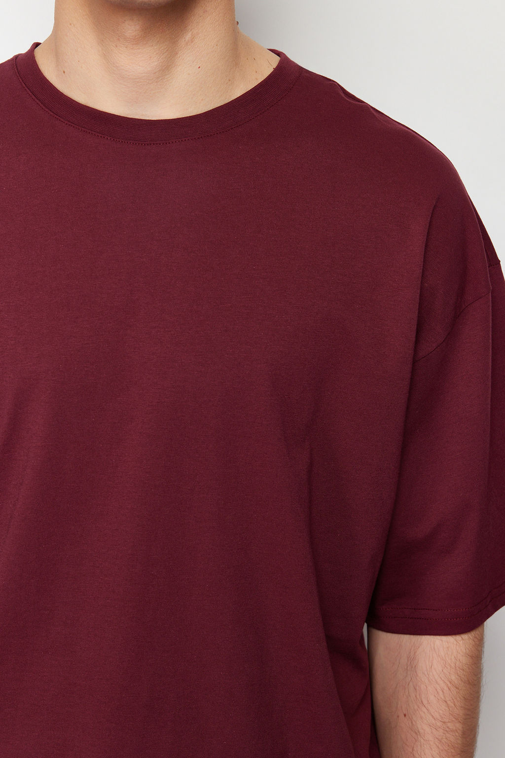 Bordo Oversize/Genis Kesim Basic %100 Pamuklu T-Shirt TMNSS22TS0318
