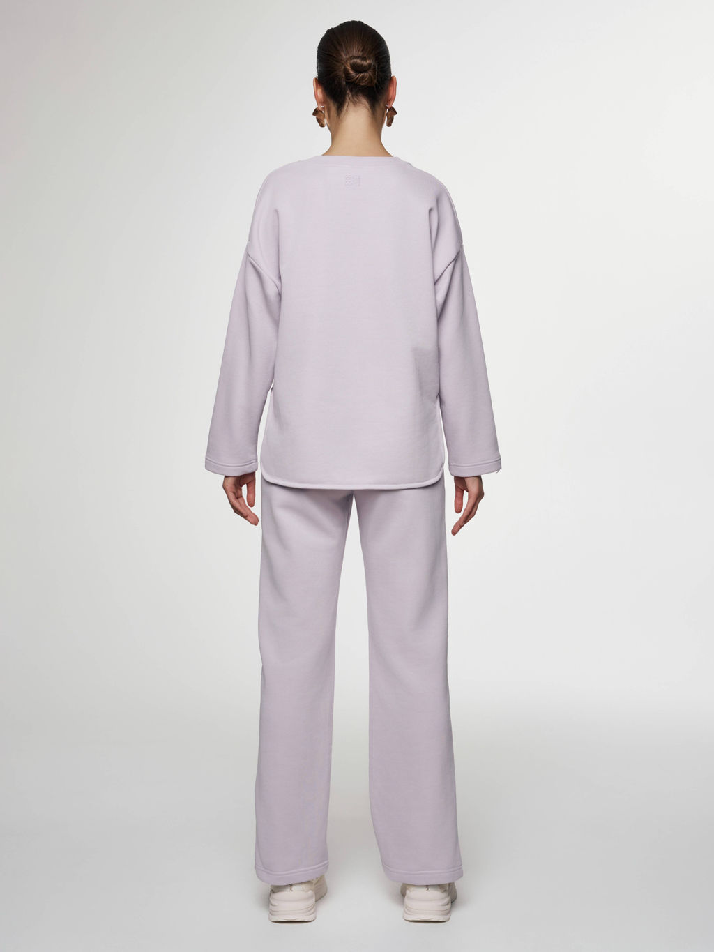 CONTE Брюки из футера с фактурными вставками по бокам LBK 2583 lavender - Conte elegant фото 3