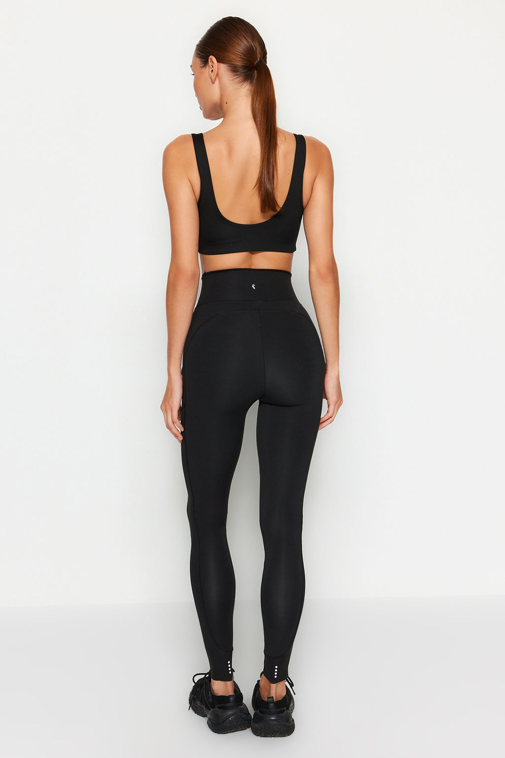 TRENDYOLMILLA Siyah Ekstra Kar?n Toparlay?c? Katmana Sahip Mat Tam Boy Orme Spor Tayt THMAW24TY00026  фото 24