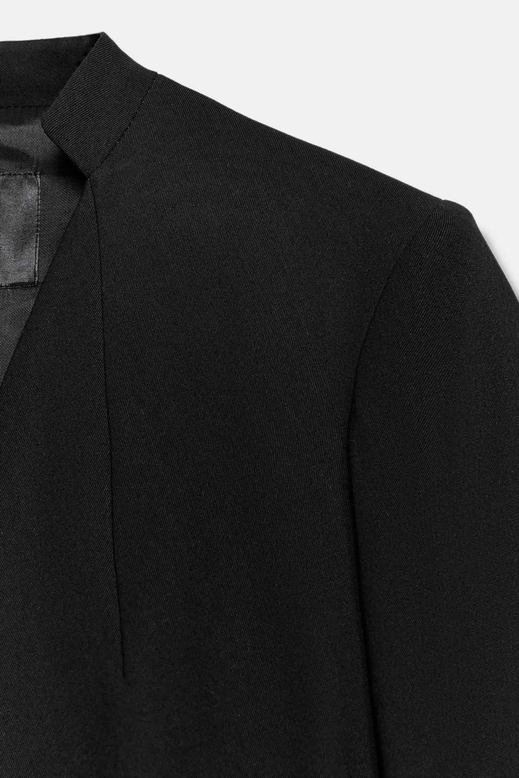 BLAZER LARGA MINIMAL ZW COLLECTION LIMITED EDITION / Negro