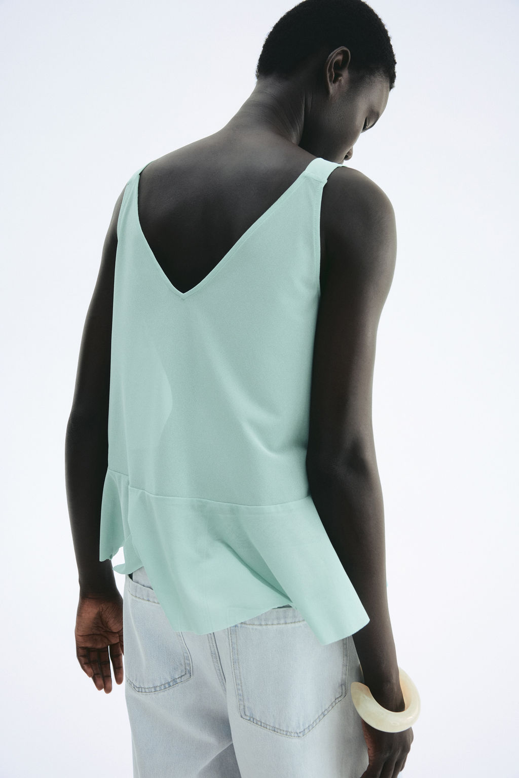 Top de tirantes con volantes decorativos - H&m фото 4
