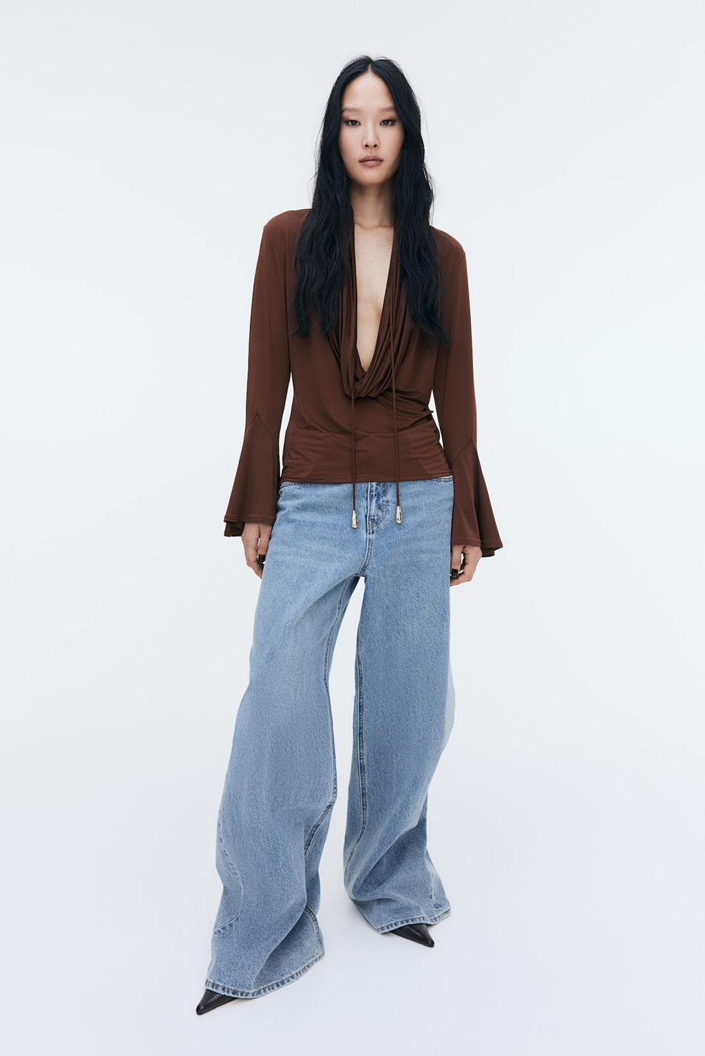 Top de punto con escote drapeado - H&m фото 3