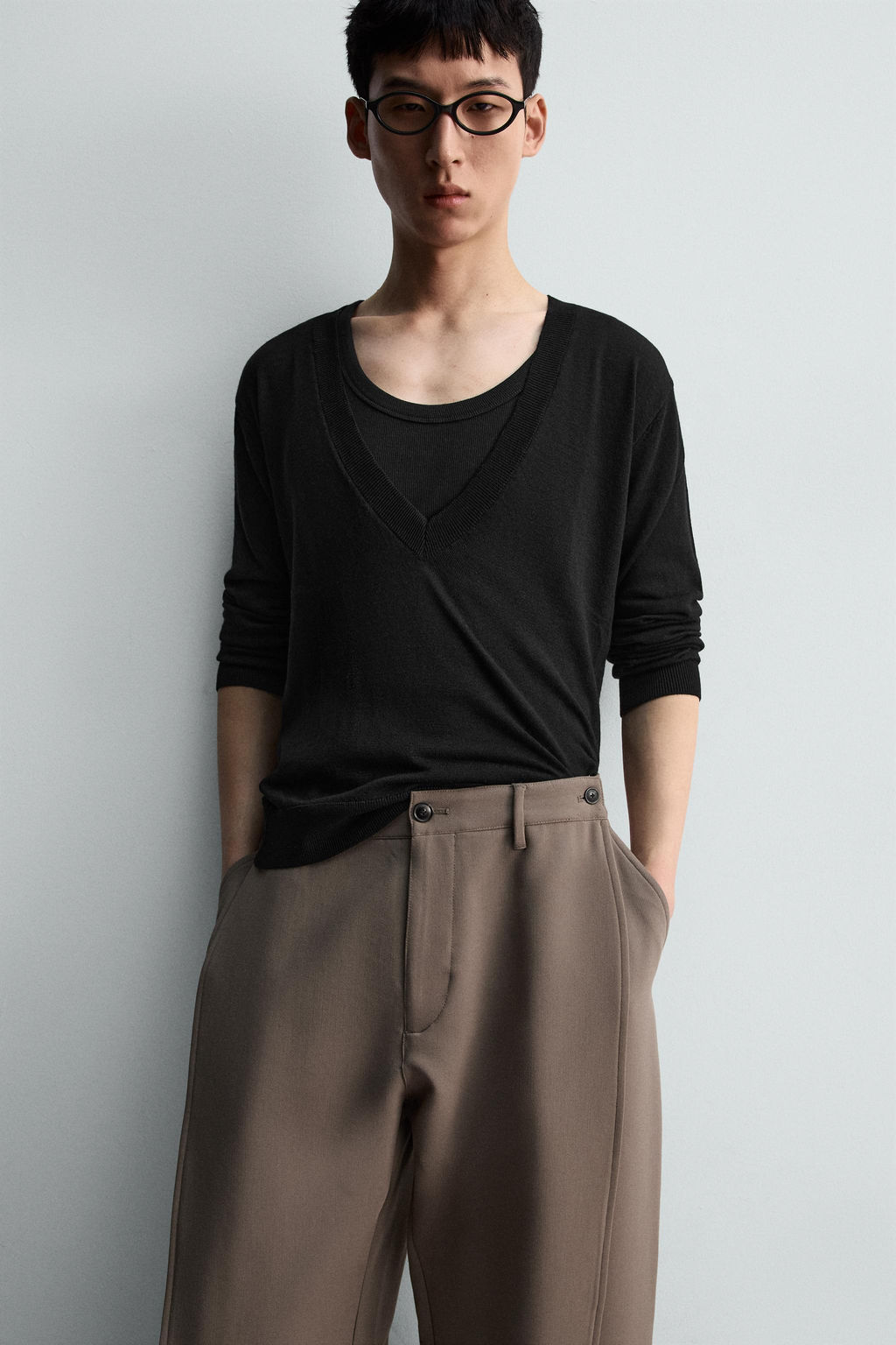 PANTAL?N RELAXED FIT PLIEGUES / Negro - Zara фото 5