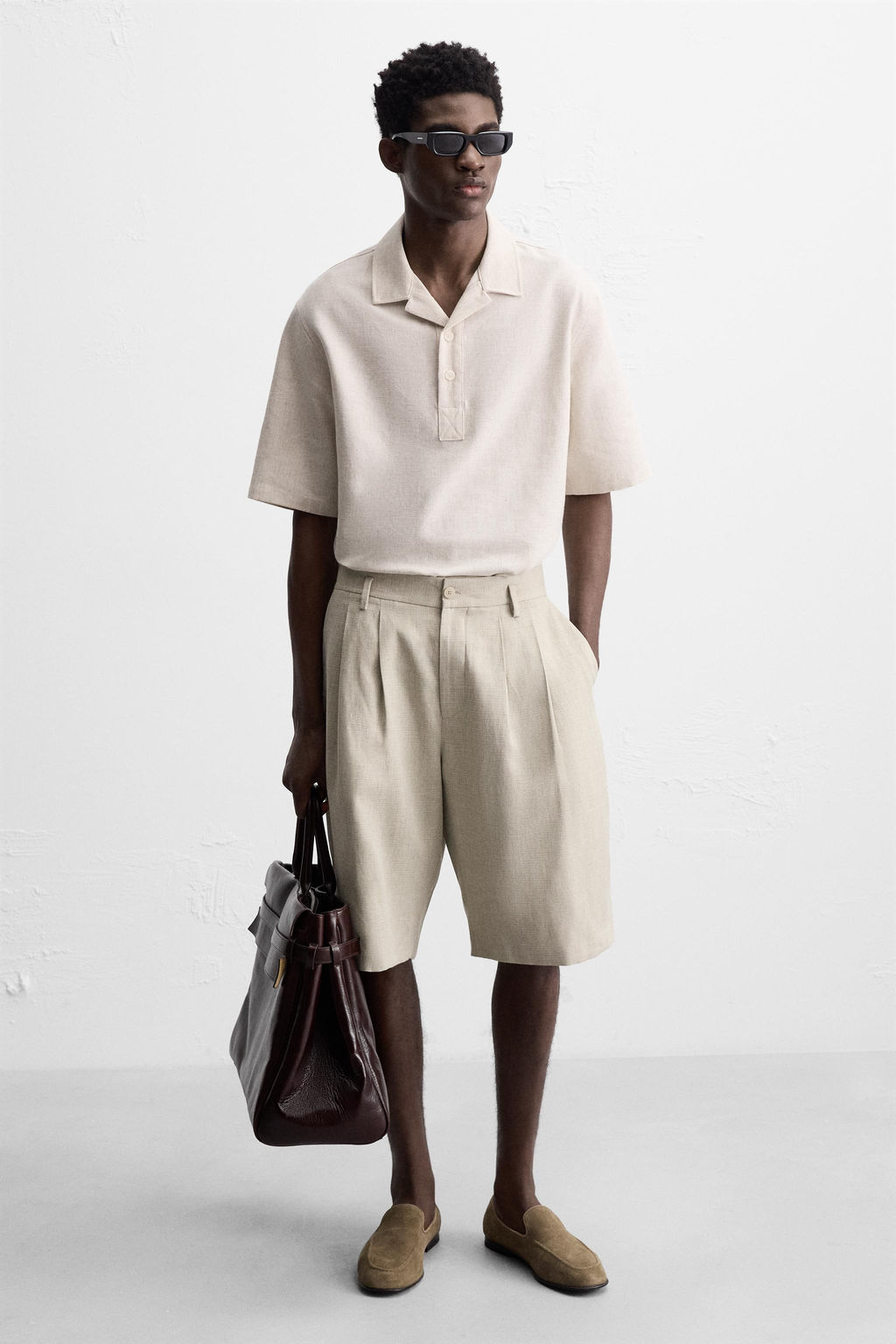 LEATHER LOAFERS