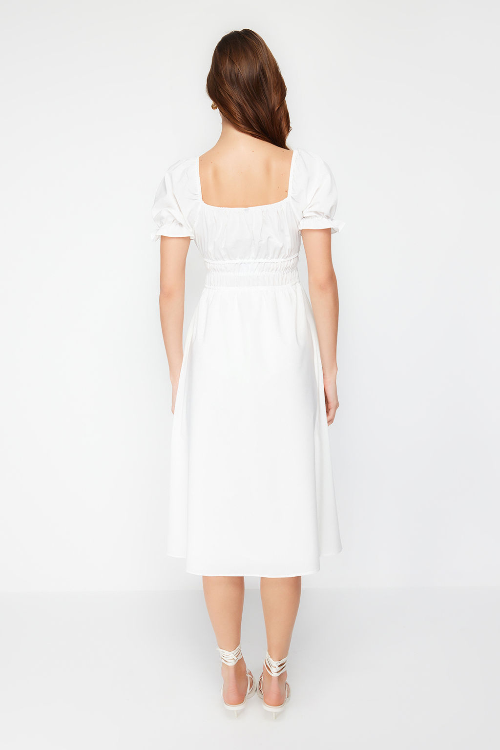 Beyaz Skater/Belden Ac?lan Balon Kollu Astarl? Midi Astarl? Dokuma Elbise TWOSS22EL1768