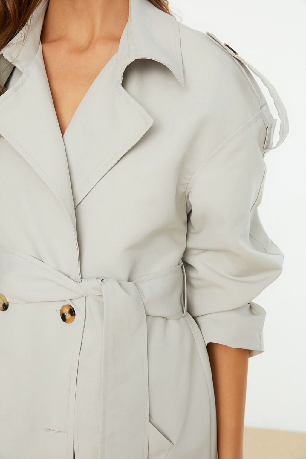 Trendyolmilla Haki Kemerli Ruzgarl?k Detayl? Su Itici Uzun Trenckot TWOSS21TR0005  фото 50