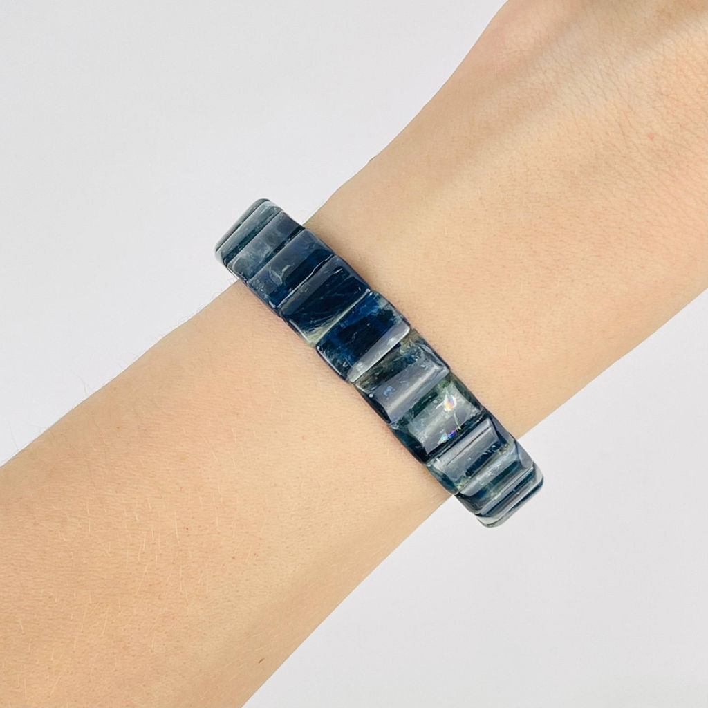 Браслет из Кианита 18 см