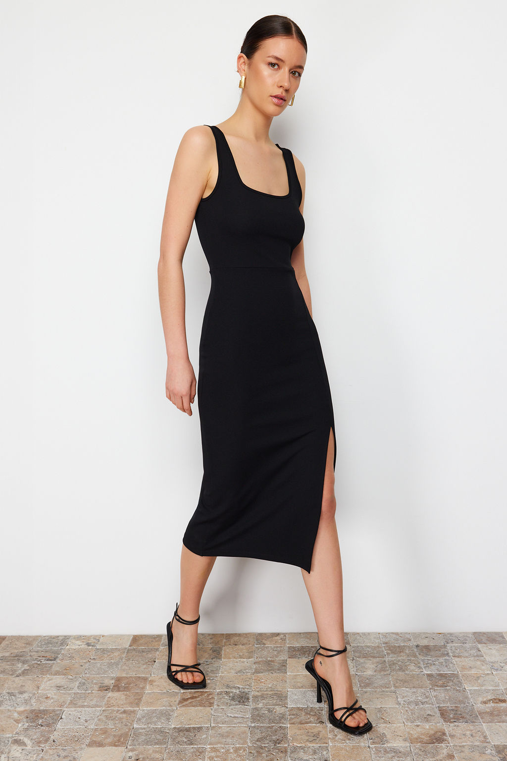 TRENDYOLMILLA Siyah itted/Vucuda Oturan Y?rtmacl? Kare Yaka Esnek Orme Midi Kalem Elbise TWOSS24EL00679 фото 4