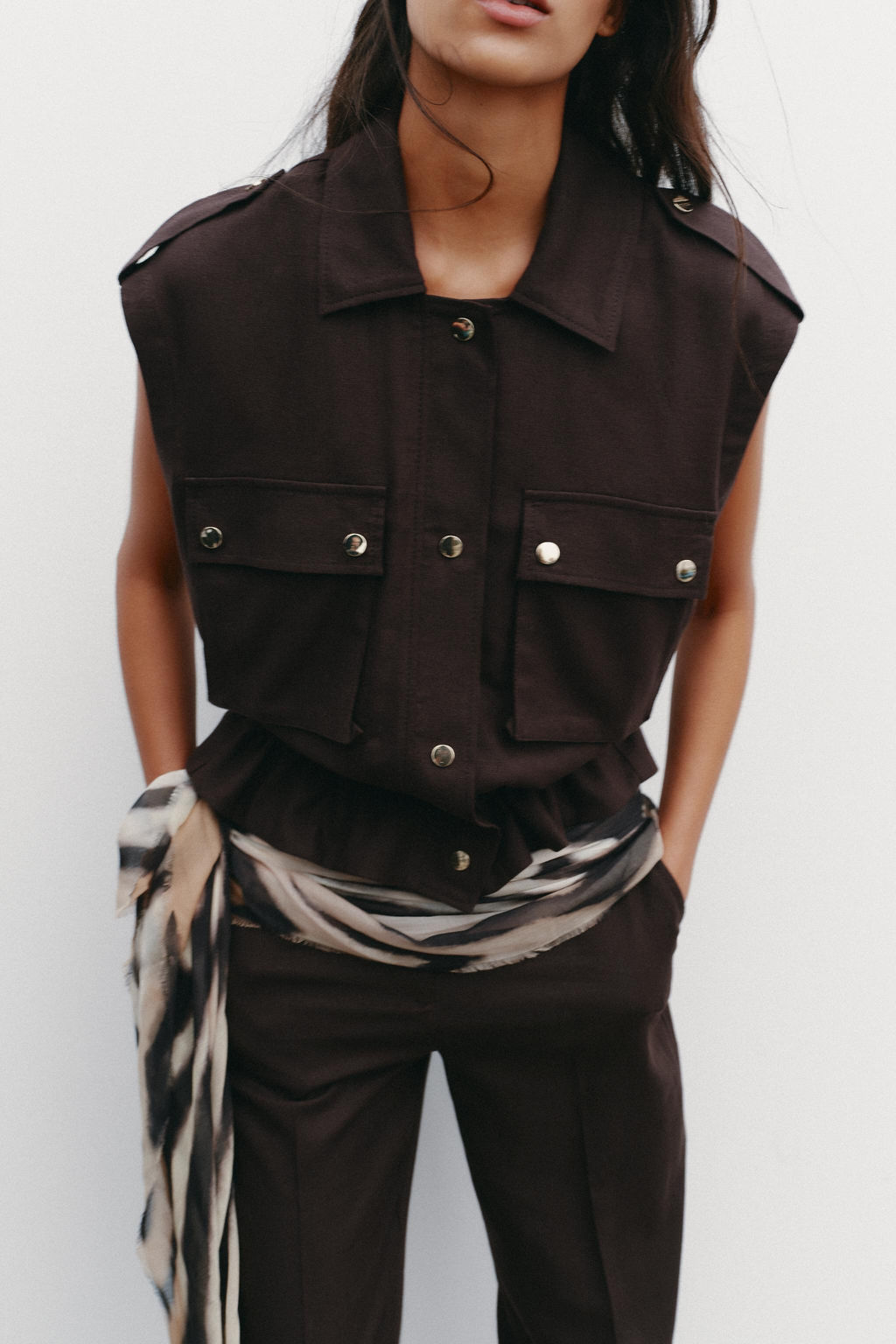 CARGO WAISTCOAT WITH LINEN