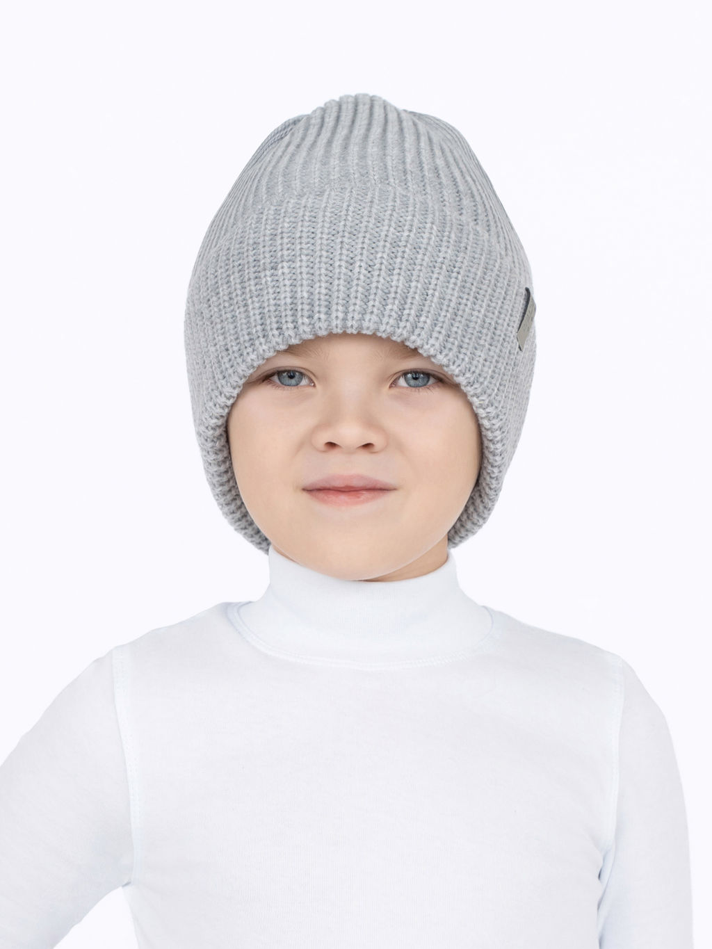 Шапка вязаная светло-серая (56-58)