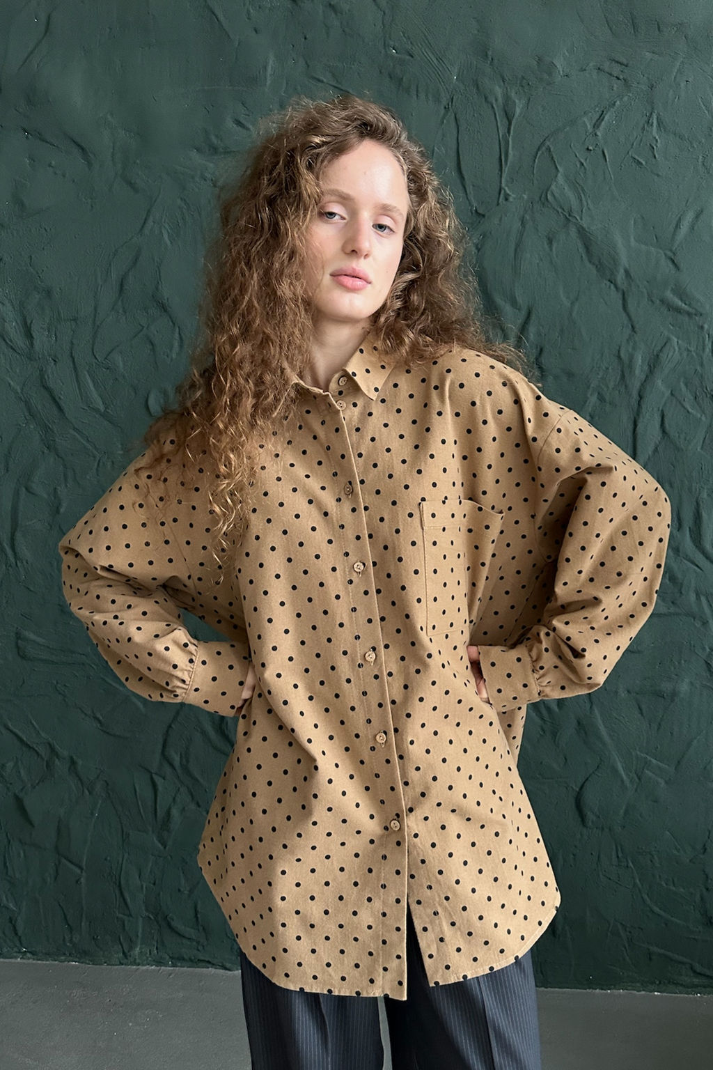 Рубашка женская HUG077/11/Бежевый, черный