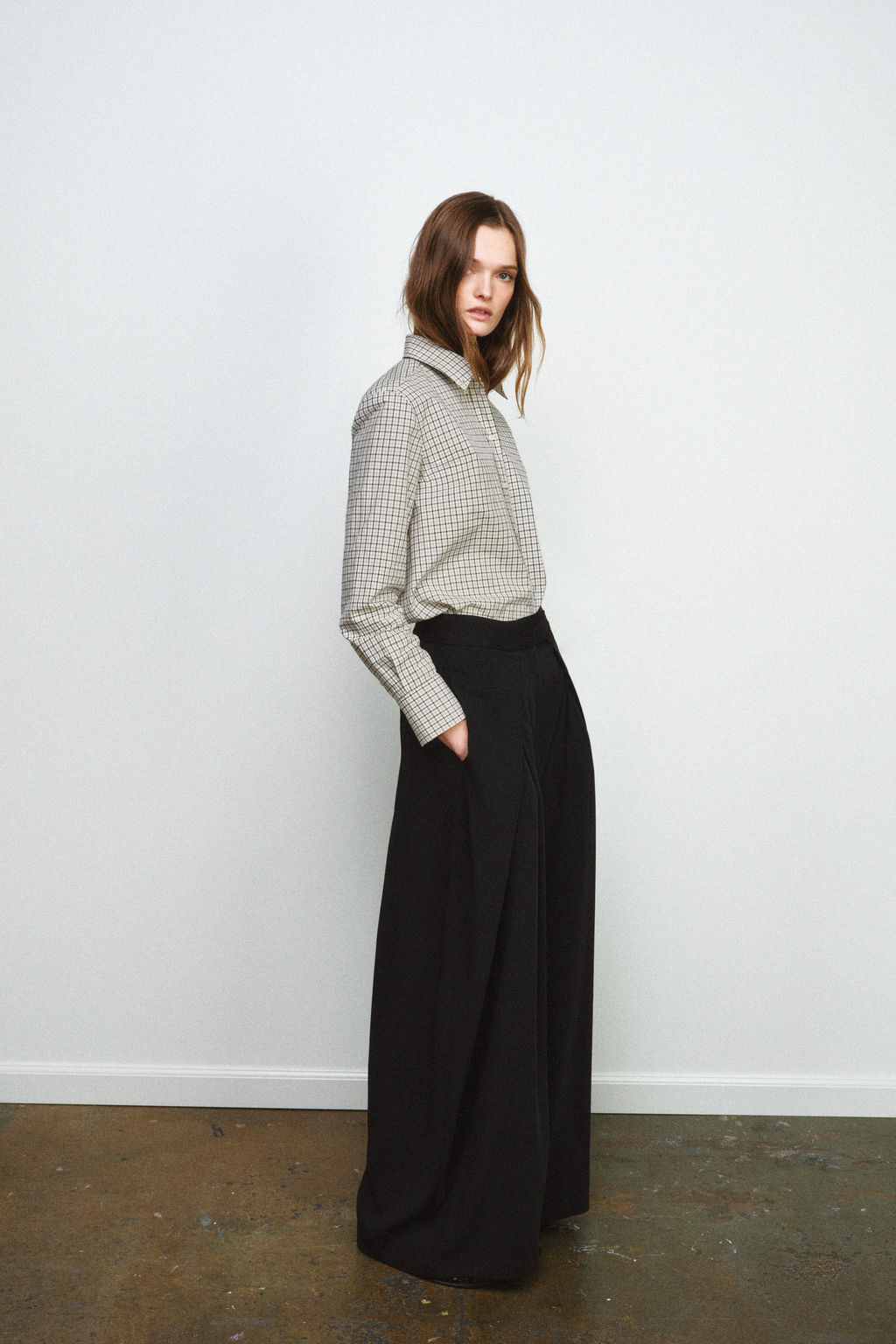PANTAL?N WIDE LEG ZW COLLECTION / Negro - Zara фото 4