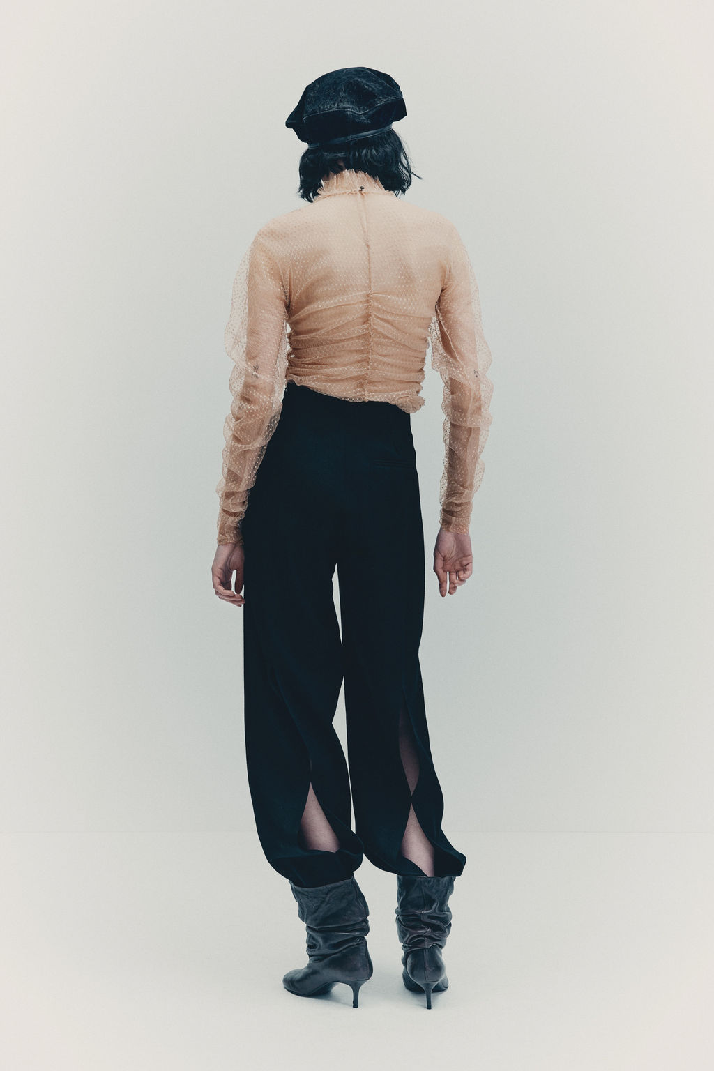 Top de malla con detalles bordados - H&m фото 6