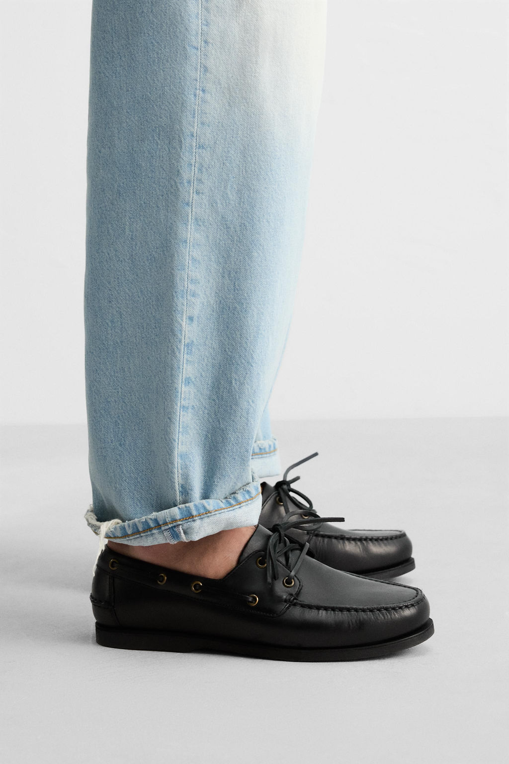 LIMITED EDITION LEATHER DECK SHOES - Zara фото 3