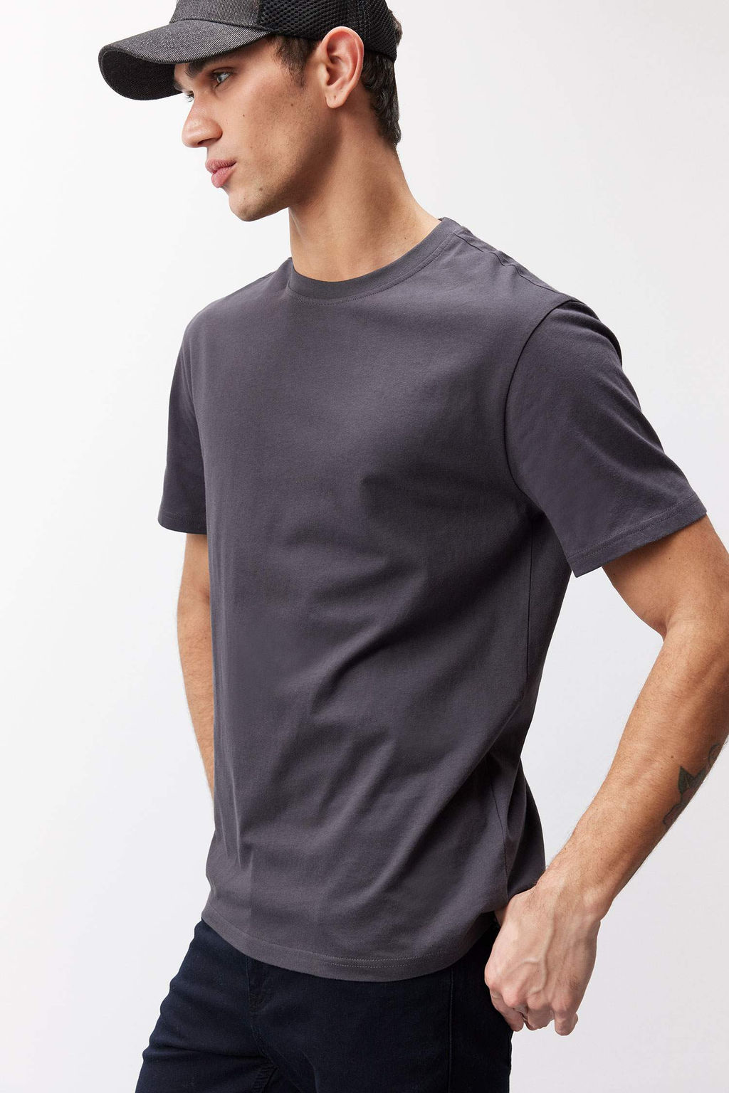 New Regular Fit Bisiklet Yaka Basic Duz K?sa Kollu Tisort - Defacto фото 4