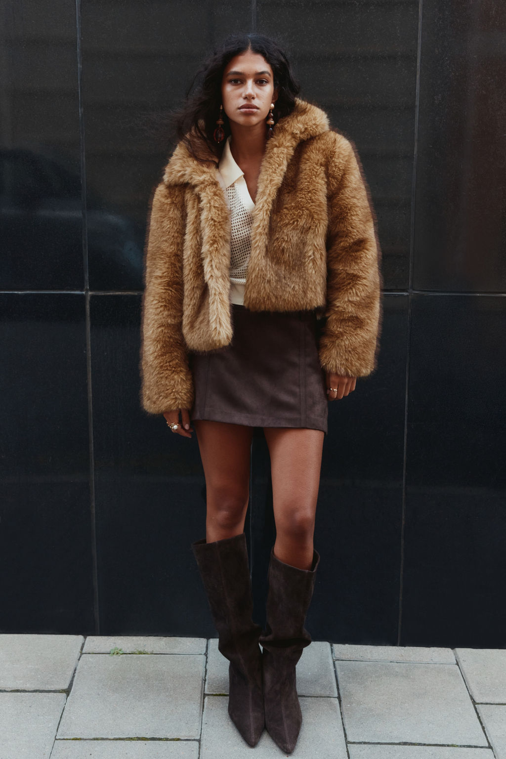 Chaqueta cropped efecto pelo - H&m фото 7