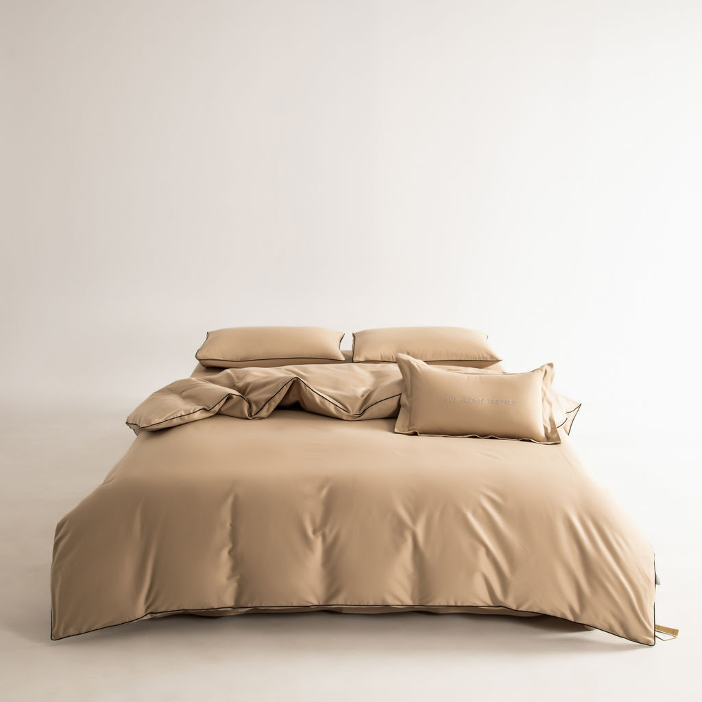 Комплект постельного белья Однотонный Сатин Элитный на резинке OCER005 180*200*30;160*200*30;140*200*30 Евро 4 Наволочки