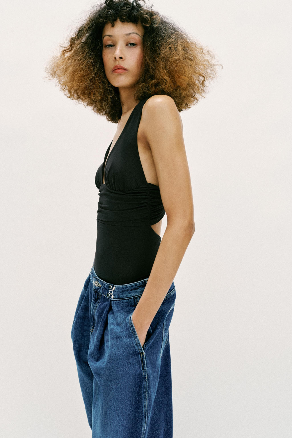 BODY POLIAMIDA ESPALDA ABIERTA / Negro - Zara фото 4