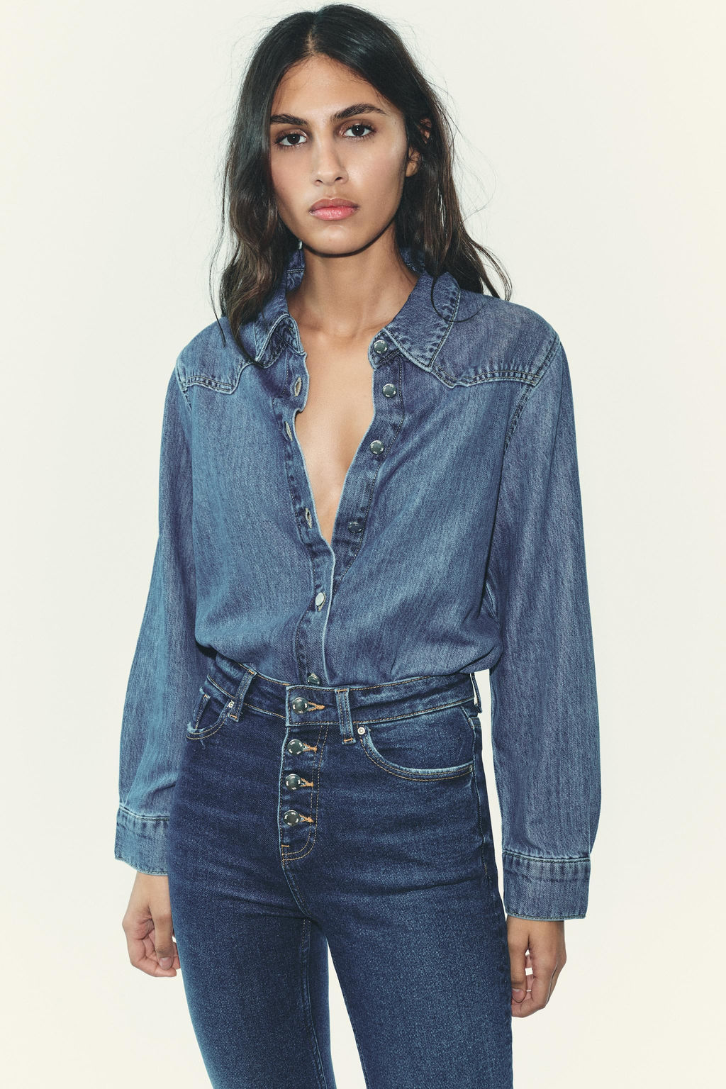 Z.06 HIGH-WAIST FLARE JEANS - Zara фото 5